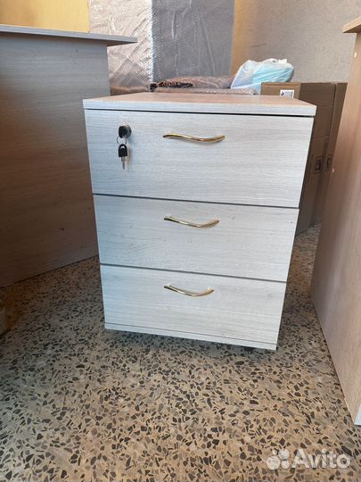 Тумба офисная выкатная