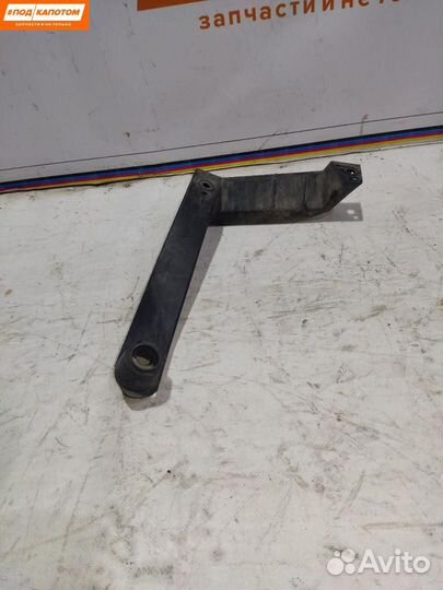 Кронштейн крепления бампера заднего левый