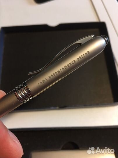 Визитница и ручка сувенирные