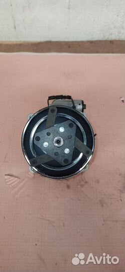 Компрессор кондиционера Mitsubishi Outlander GF