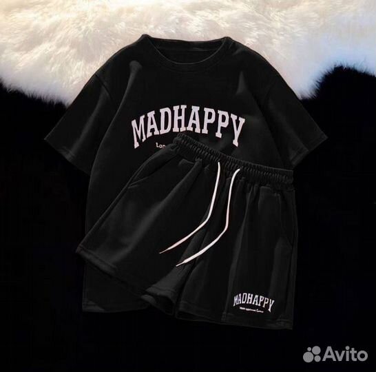 Женский тповый костюм с шортами