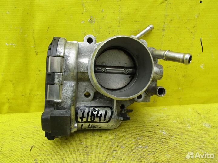 Дроссельная заслонка Kia Venga 14г 71641