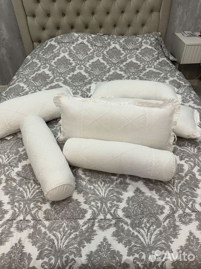 Бортики на детскую кроватку