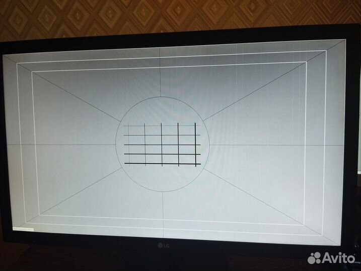 LG 22MK400H FullHD 22 дюйма