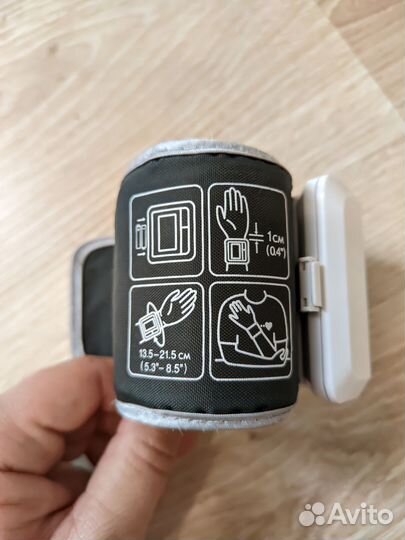 Тонометр на запястье AND UB- 202