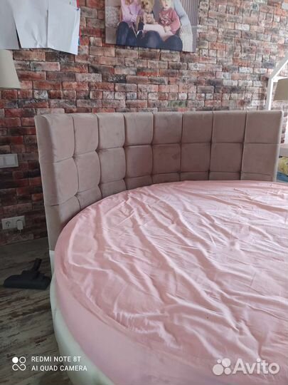 Перетяжка и ремонт мягкой мебели на дому