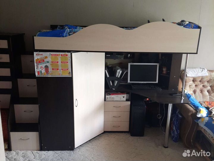 Детская кровать чердак с рабочей зоной