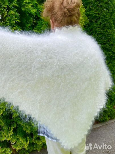 Пуховая косынка ручной работы Платок Шаль