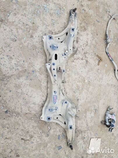 Подрамник Хонда Джаз Фит