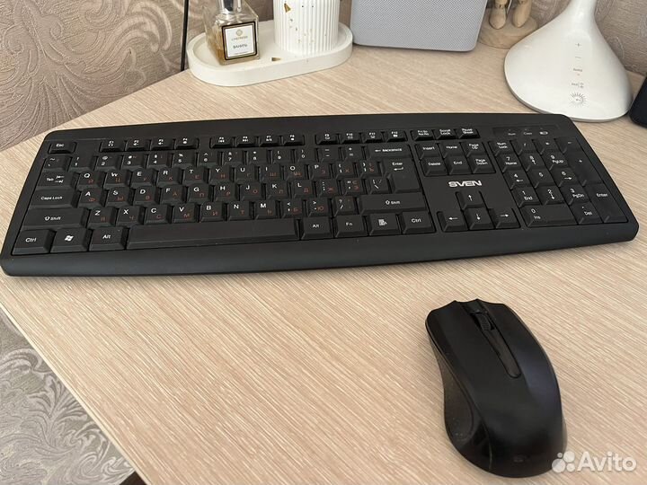 Беспроводная клавиатура и мышь