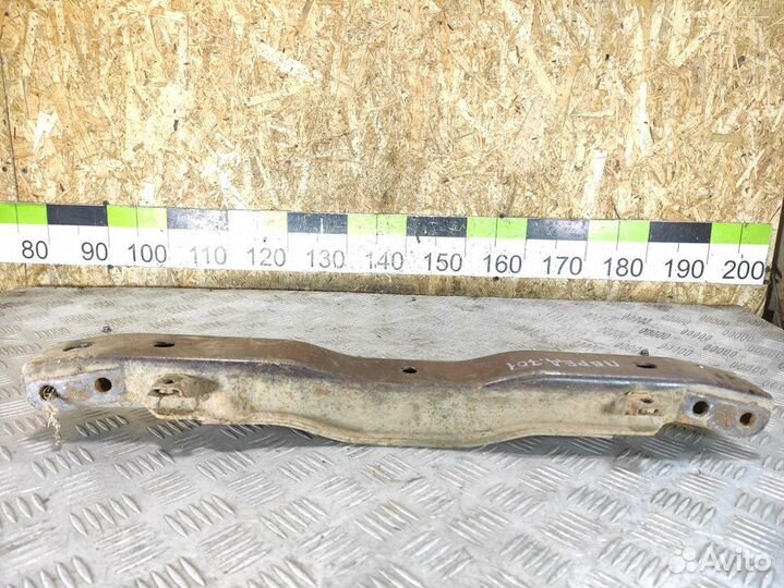 Балка передняя поперечная Mitsubishi L200 2006-201