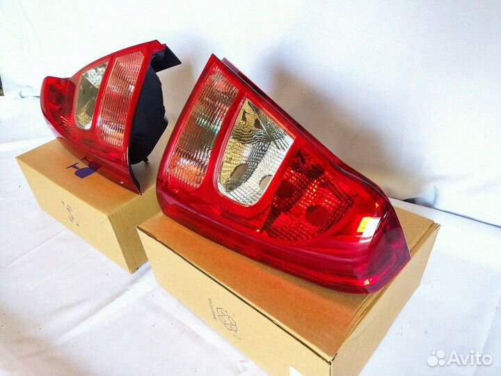 Задний фонарь левый Renault Logan