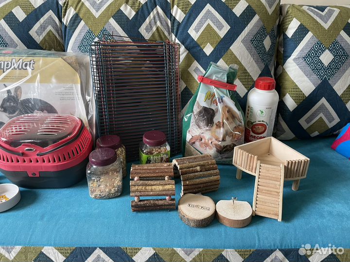 Клетка для хомяка с аксессуарами