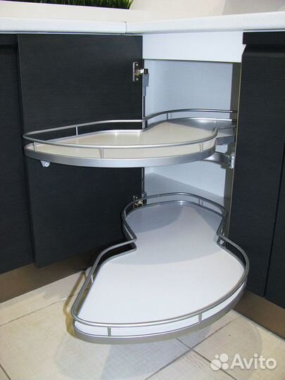 Корзины в угловой стол 