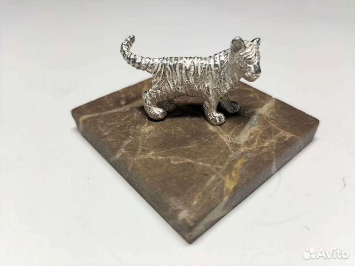 Серебряный тигрёнок