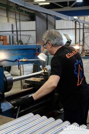 Аппарат для розлива молока и молочных продуктов