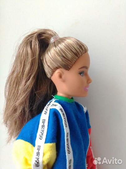 Кукла Barbie Мade to move