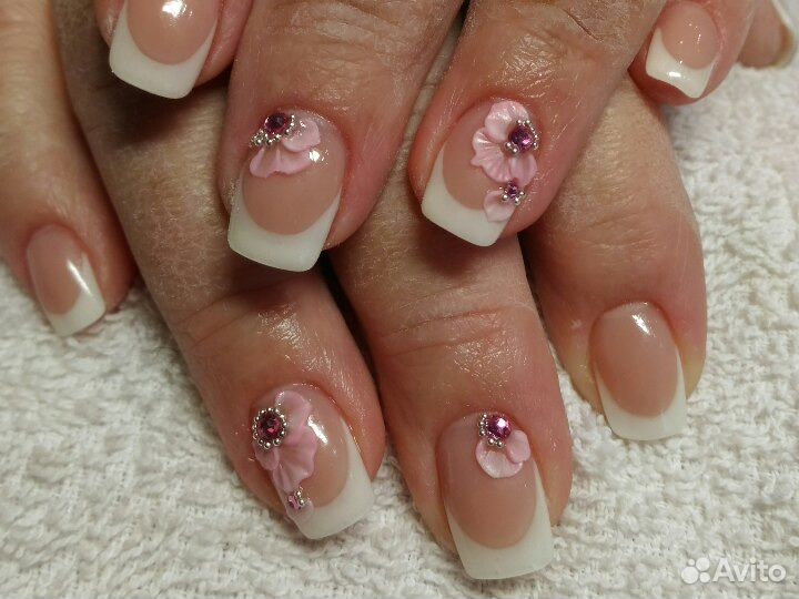 Наращивание ногтей и ресниц, гель-лак