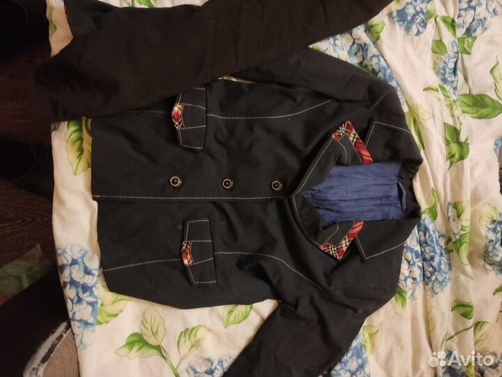Одежда на девочку 7-14 лет,пиджаки школьные