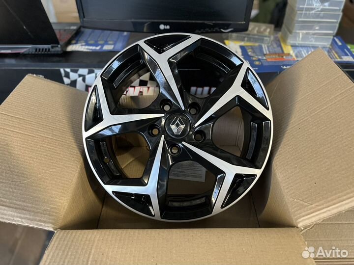 Новый комплект Россия R16 на Renault Arkana Duster