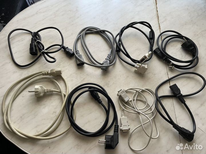 Сетевые кабели и блоки питания