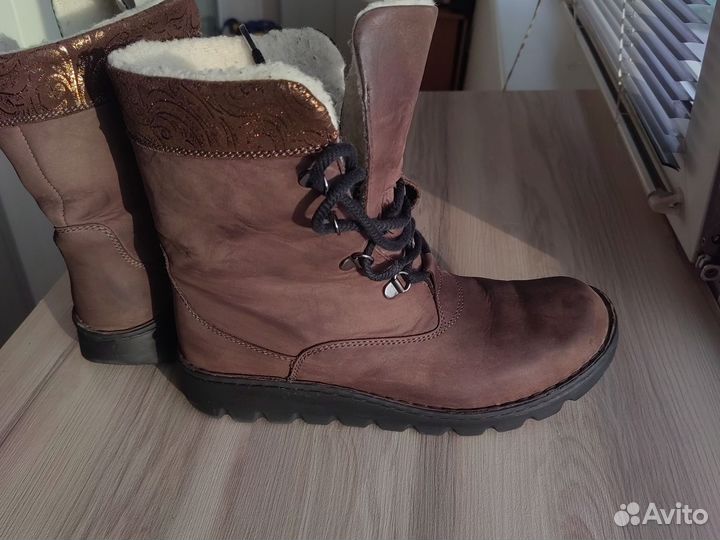 Ботинки женские зимние 38 размера