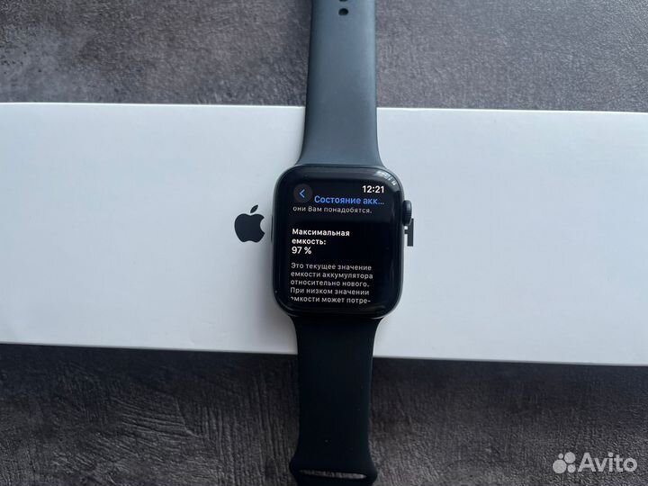 Часы apple watch se 44 mm 2022