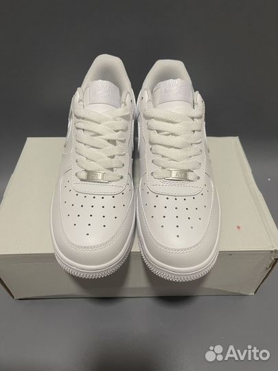 Кроссовки Nike Air Force 1 белые унисекс