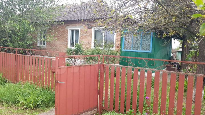 Дом 65 м² на участке 6 сот.