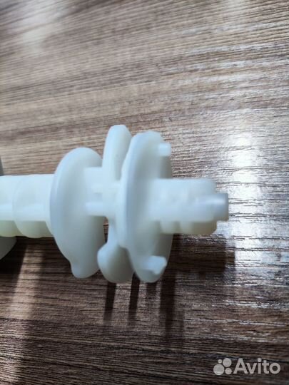 1466932 1447353 Ролик захвата на оси Epson L800