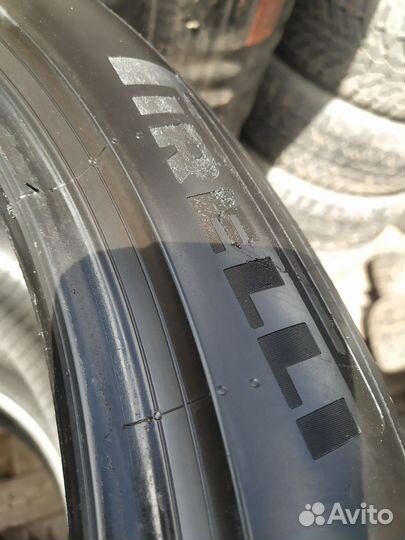 Pirelli P Zero 315/35 R21 111Y