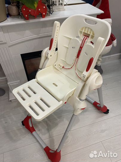 Стульчик для кормления babyton