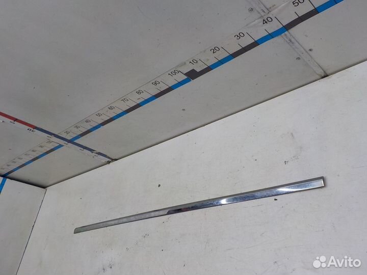 Молдинг крыла заднего левого Volkswagen Transporte