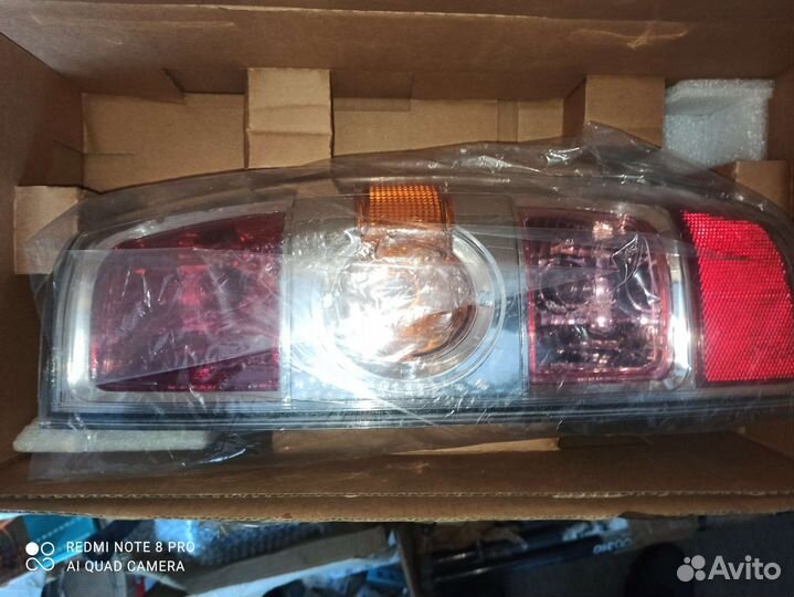 Фонарь задний правый mazda бт50