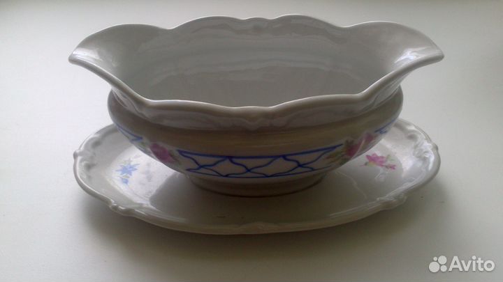 Старинный соусник