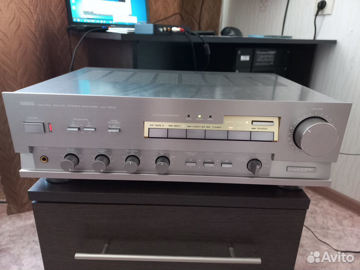 Усилитель Yamaha AX-700D