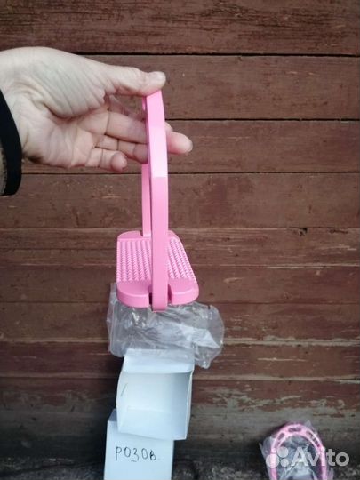 Стремена пластиковые и алюминиевые