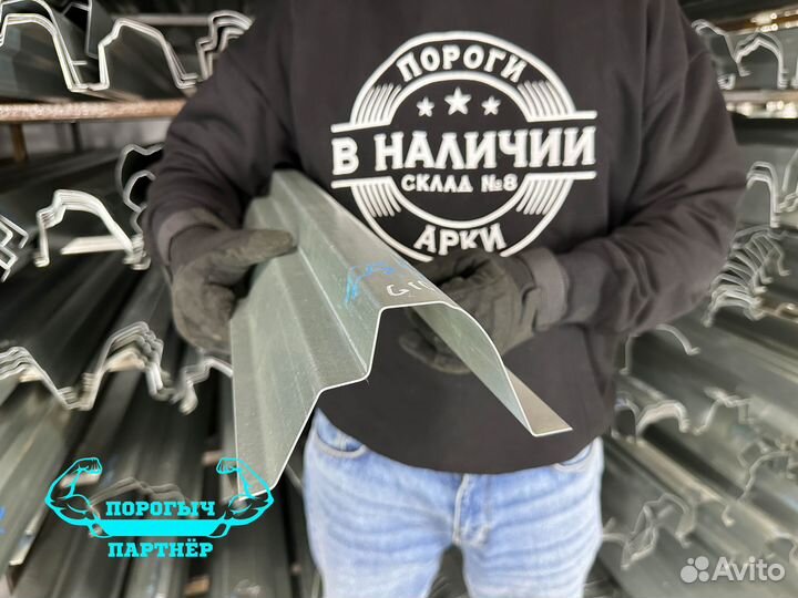 Порог Subaru Impreza 1 G10 правый кузовной