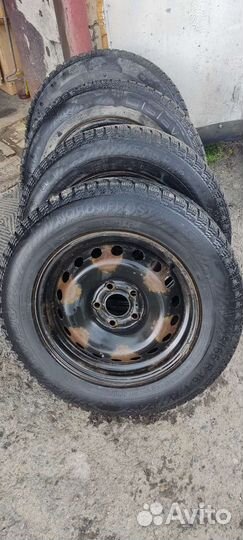Gislaved Nord Frost 200 SUV 215/65 R16 102