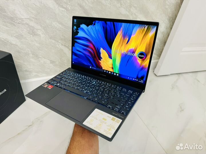 Asus ZenBook Oled HDR Ryzen 5 5500U SSD 512Gb