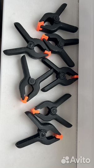 Клипса, зажим для фона