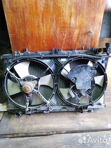 Радиатор охлаждения Nissan