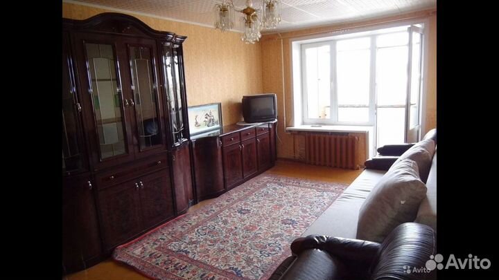 Продаю два ковра 2*3 шерстяные импорт