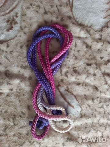 Гимнастическая скакалка