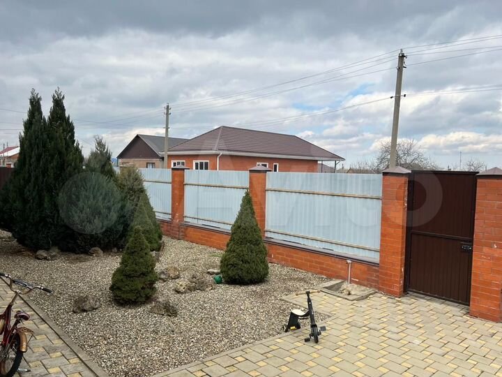 Дом 252 м² на участке 14,4 сот.