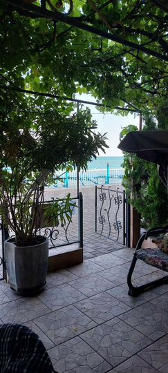 2-к. квартира, 63 м², 1/4 эт.