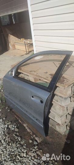 Мерседес W 211 дверь водительская