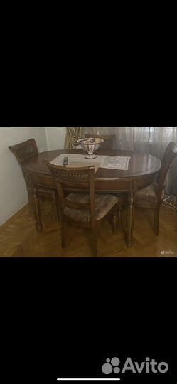 Сто и 6 стульев