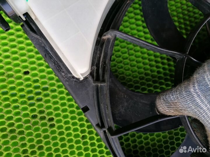 Вентилятор диффузор для Kia RIO 2017-2020