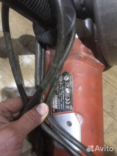 Ушм болгарка 230 black decker